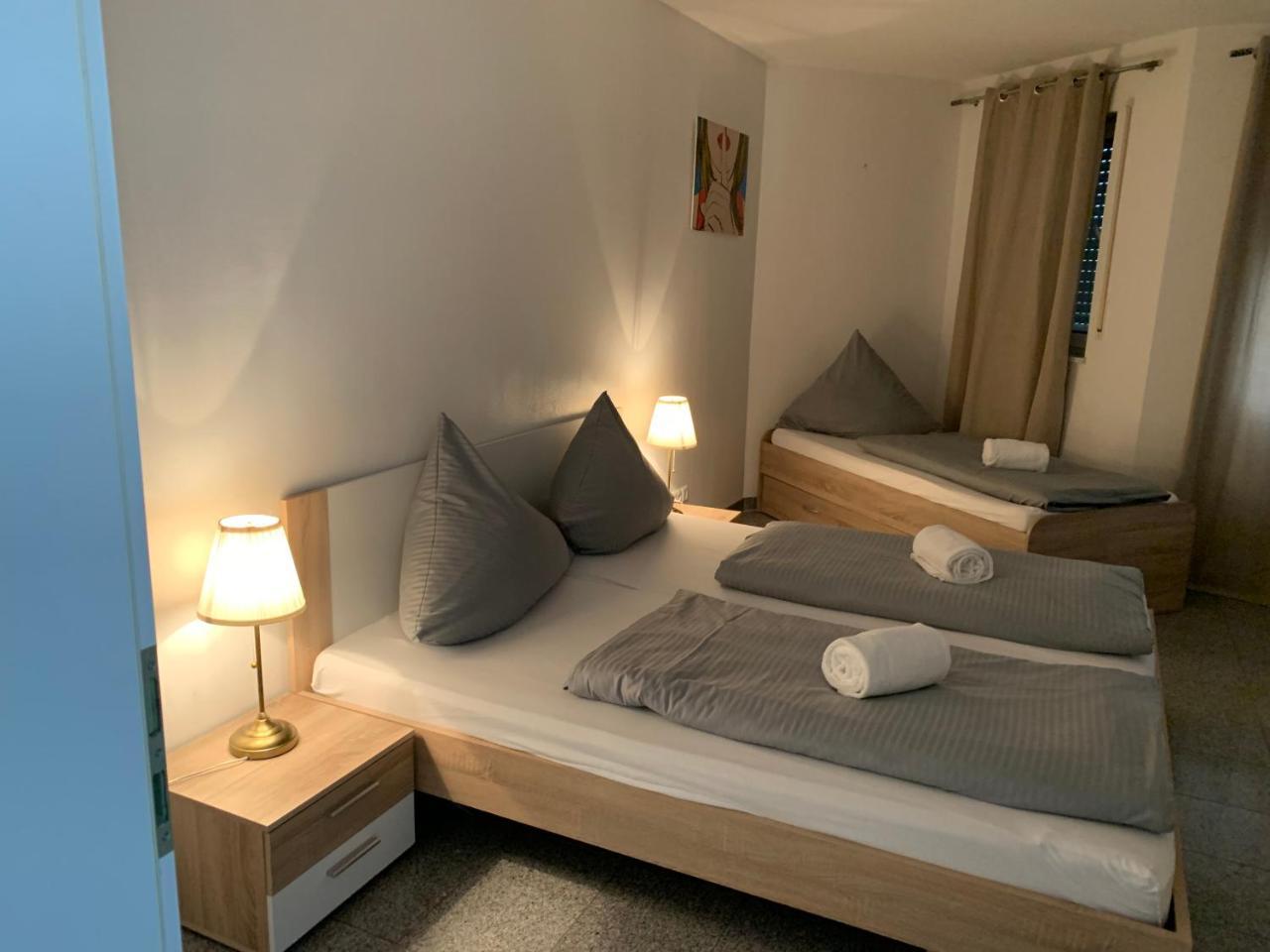 شقة Kn Kahtan Boarding House ميونيخ المظهر الخارجي الصورة