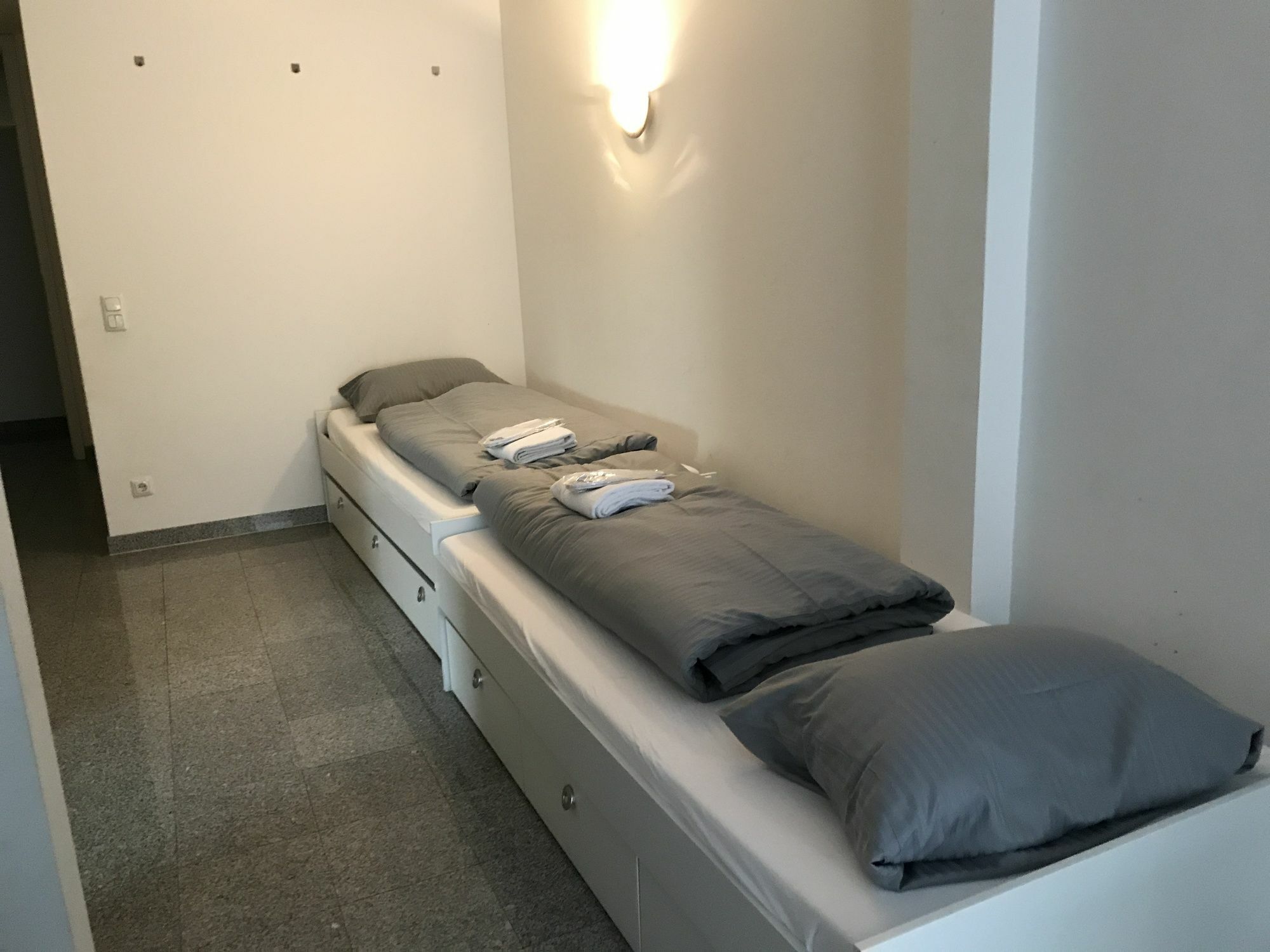 شقة Kn Kahtan Boarding House ميونيخ المظهر الخارجي الصورة