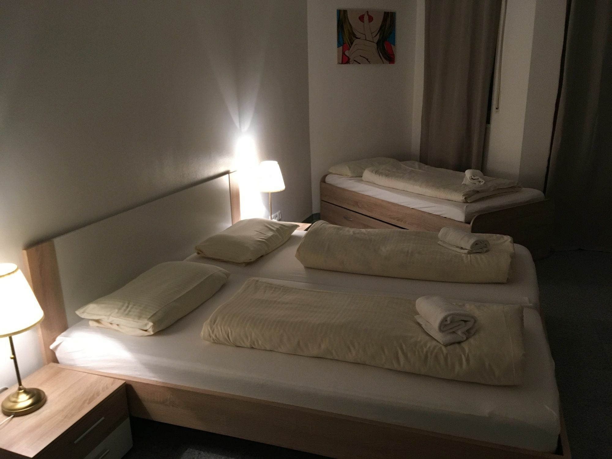 شقة Kn Kahtan Boarding House ميونيخ المظهر الخارجي الصورة