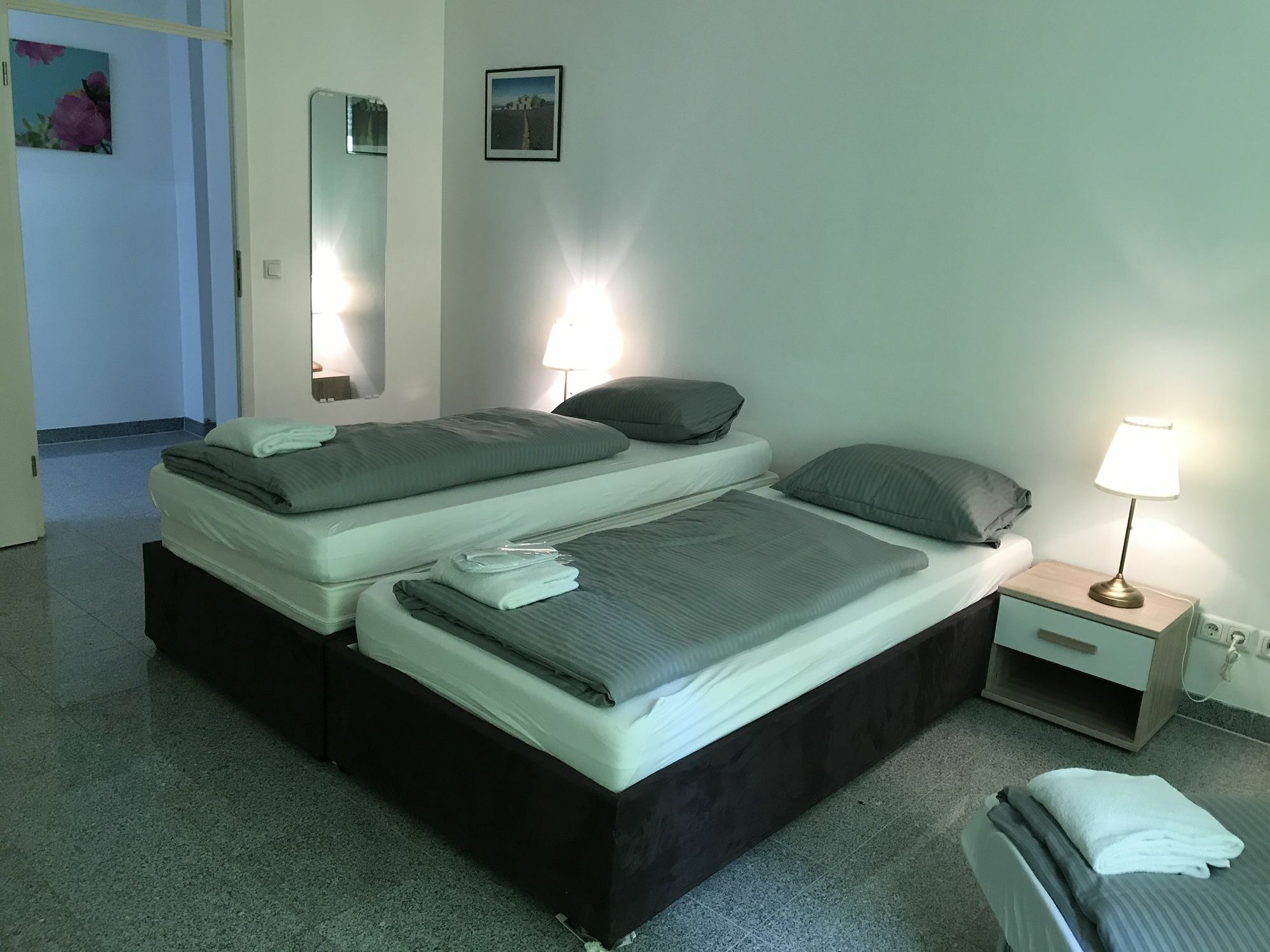 شقة Kn Kahtan Boarding House ميونيخ المظهر الخارجي الصورة