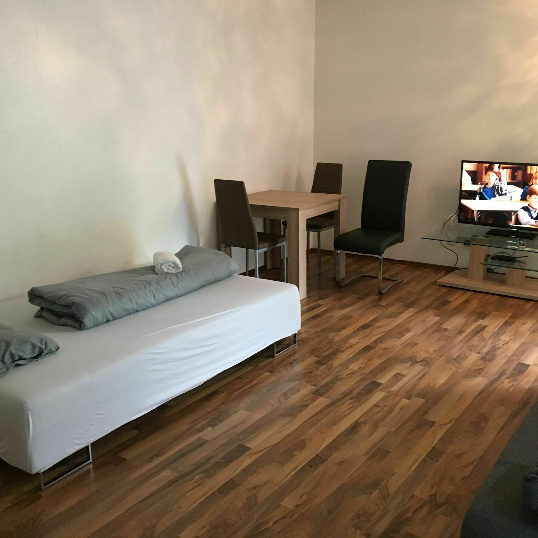 شقة Kn Kahtan Boarding House ميونيخ المظهر الخارجي الصورة