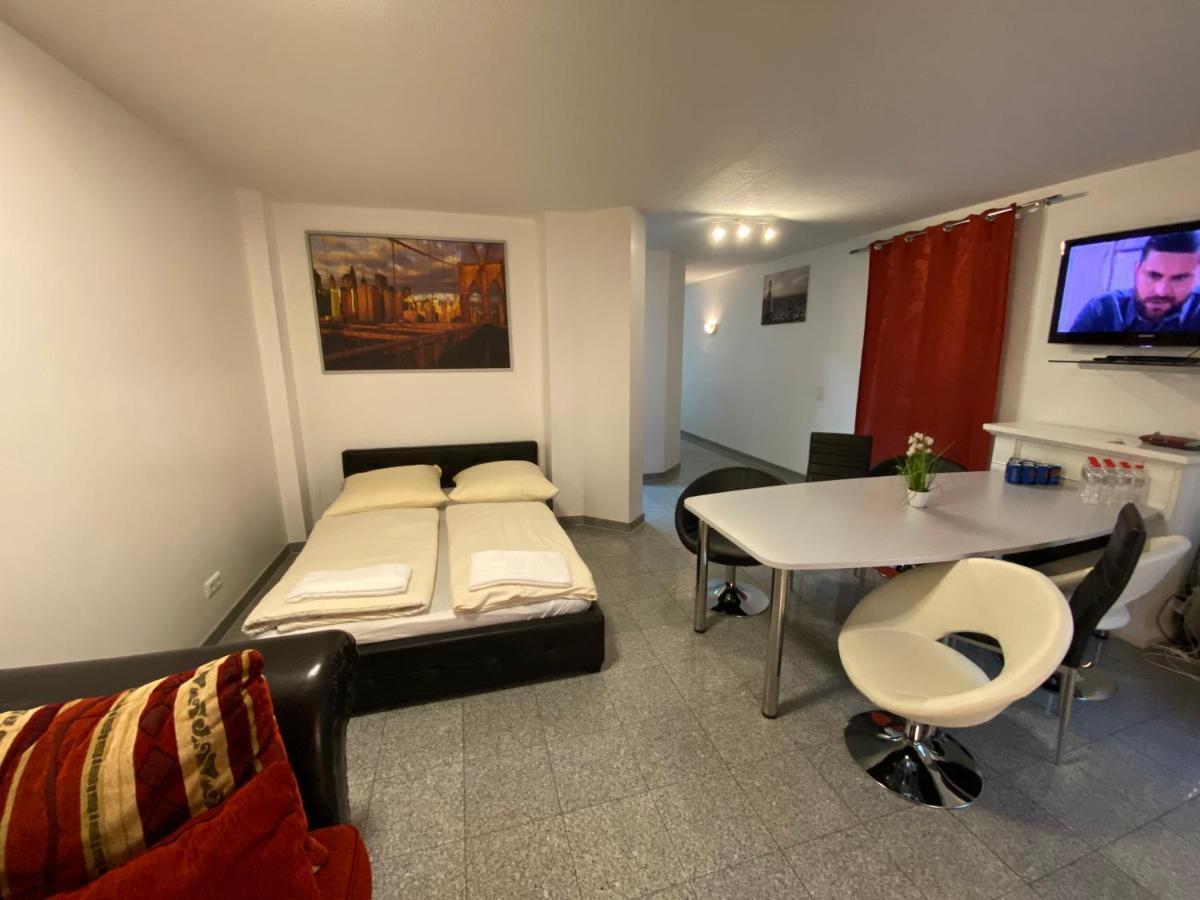 شقة Kn Kahtan Boarding House ميونيخ المظهر الخارجي الصورة